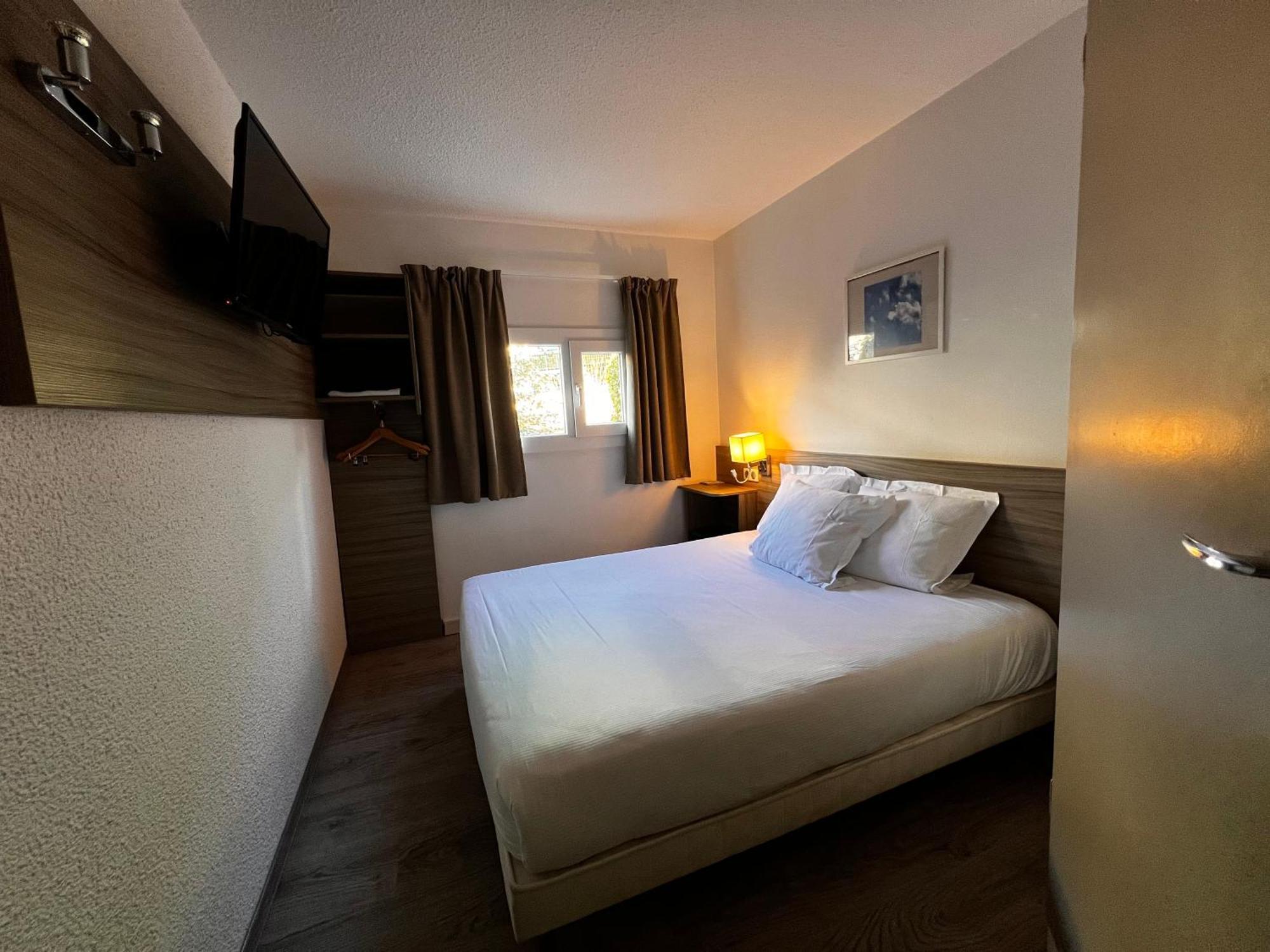 Contact Hotel Marseille Aubagne La Penne-sur-Huveaune Bagian luar foto